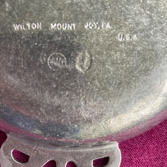 Wilton Armetale “Porringer Ploughing” Candy Trinket Dish. - Picture 2 of 2